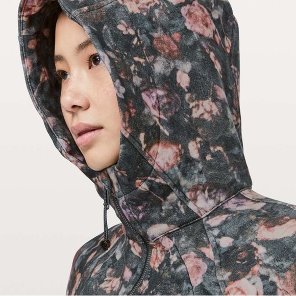 Lululemon Scuba Hoodie Light Cotton Fleece - Picture 5 of 6